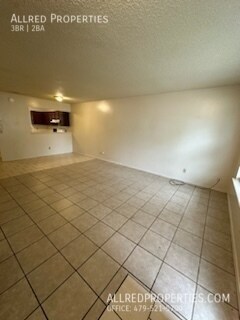 Foto del edificio - Townhouse off of  N. Shiloh Drive in Fayet...