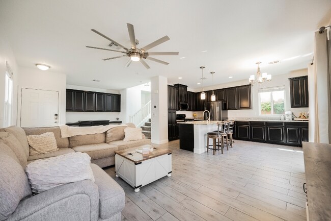 Foto del edificio - 7333 Chesapeake Cove St