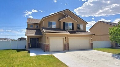 Building Photo - 2069 W 400 S