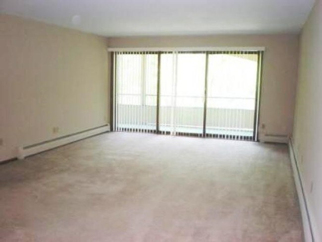 Living Room York york villa rentals - edina, mn | apartments Living Room York york villa rentals - edina, mn | apartments