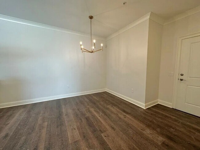 Foto del edificio - 3350 Country Club Rd