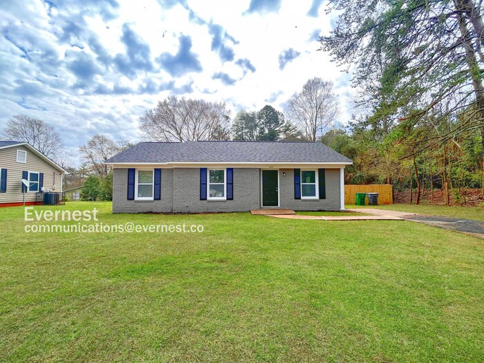 Foto principal - 1011 Dedmon Dr