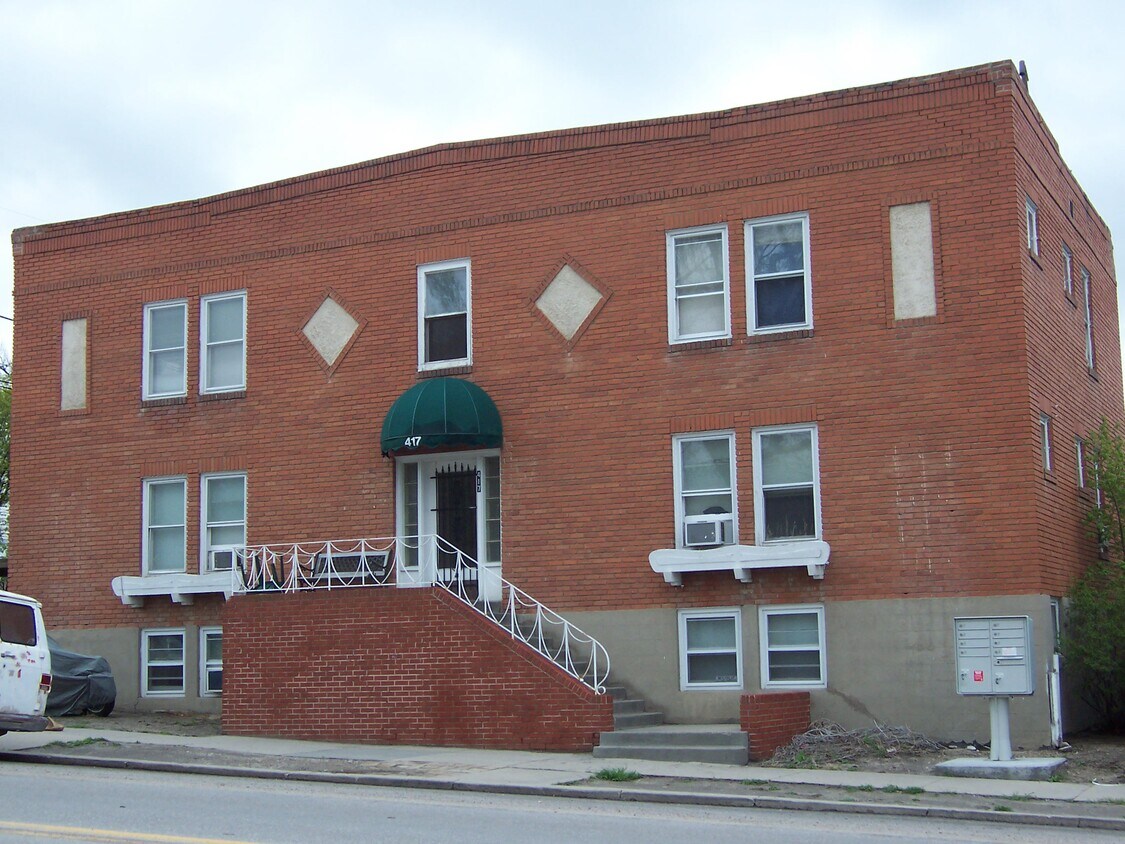 417 E 5th St Unit 2, Casper, WY 82601 Apartments in Casper, WY