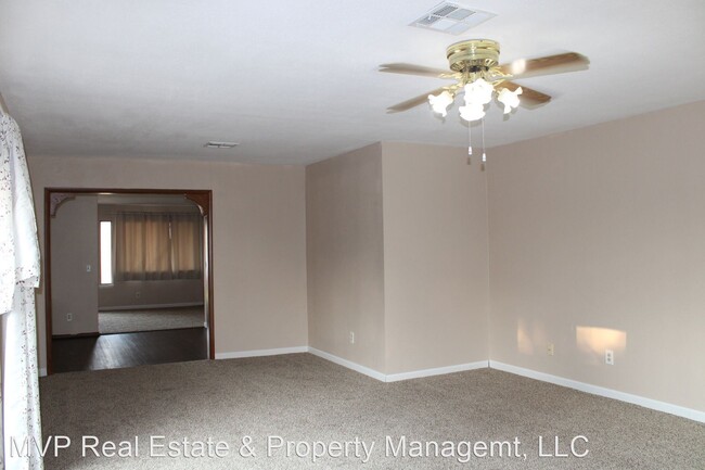 Building Photo - 3 br, 2 bath House - 9909 Harmony Dr