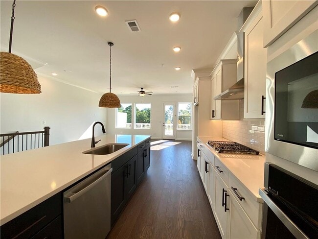 Foto del edificio - 435 Ashbury Dr