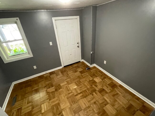 Building Photo - 29 Elberon Pl