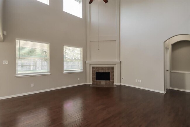 Foto del edificio - 21534 Spear Valley Ln