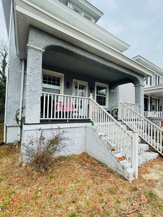 Foto del edificio - Beautifully Renovated 3bdrm/1.5bth Home Located in Richmond's North-side!