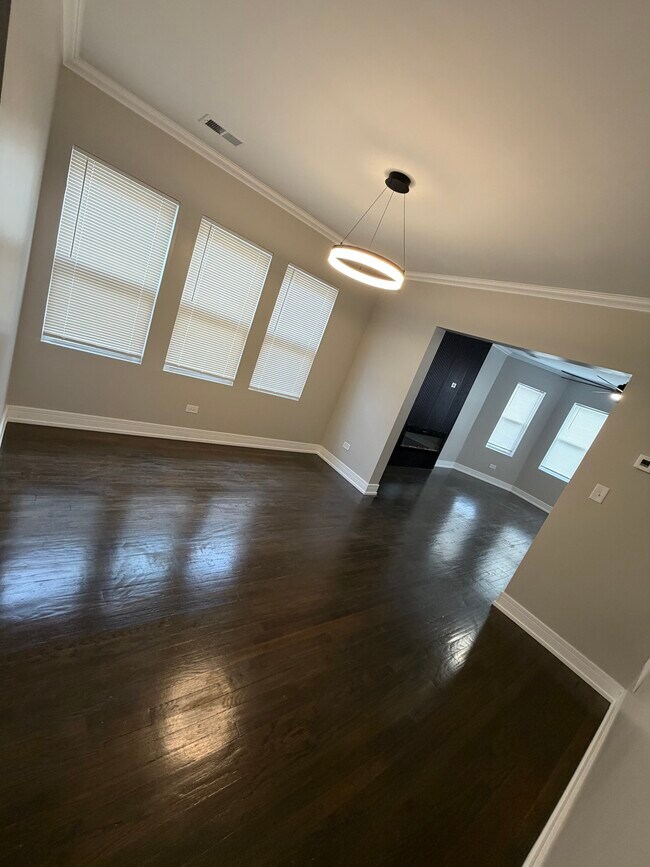 Foto del edificio - 7639 S Throop St