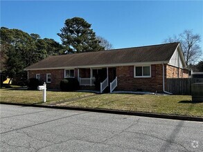 Building Photo - 436 Longleaf Rd