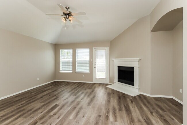 Building Photo - 1846 Shanna Dr