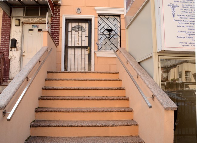 Foto del edificio - 3014 Brighton 6th St