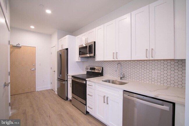 Foto del edificio - 1325 N Lee St