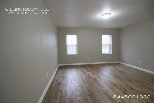 Building Photo - 4704 W Girard Ave