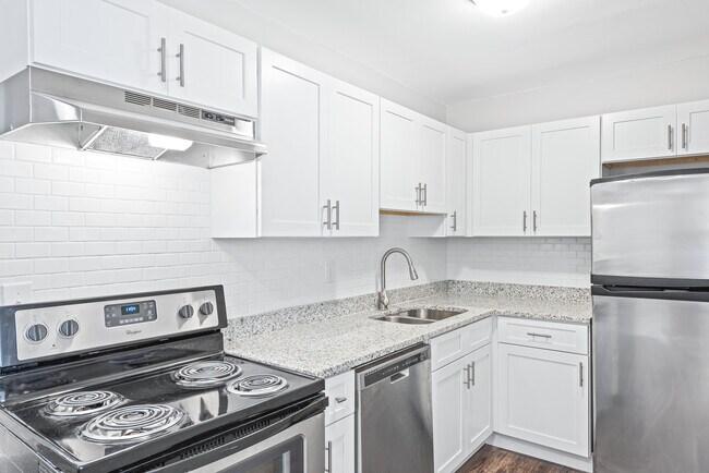 Foto del edificio - 915 Woodland Trail