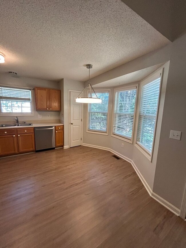 Building Photo - Updated 3-Bedroom Home with Attached Garage