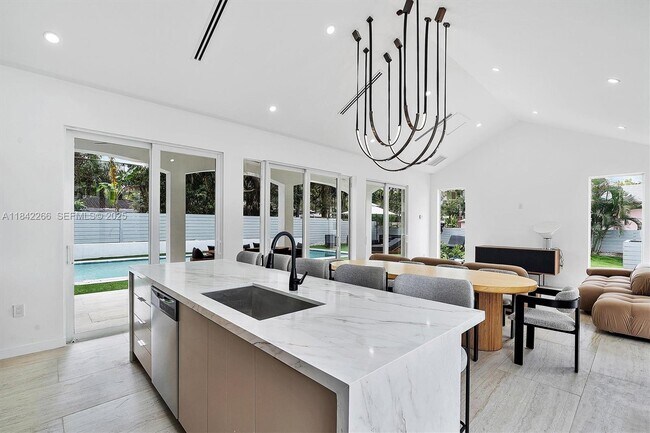 Foto del edificio - 58 NE 45th St