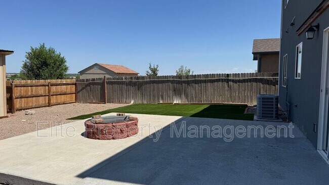 Foto del edificio - 3137 W 18th St