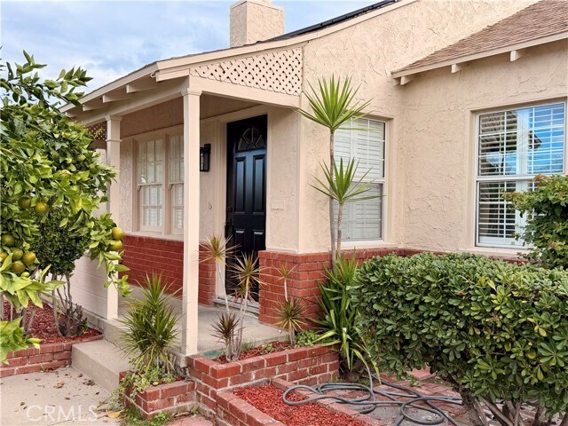 Foto del edificio - 5912 Carpenter Ave