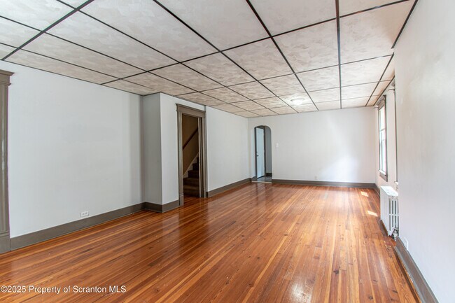 Foto del edificio - 1027 Woodlawn St