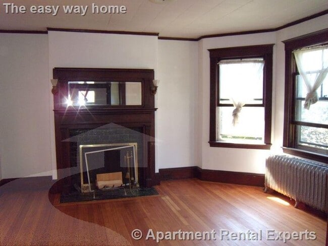 Photo - 79 College Ave Apartment