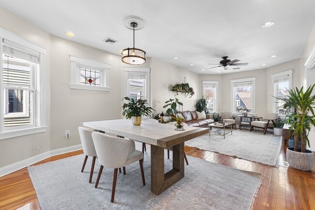 Building Photo - 185 Savin Hill Ave