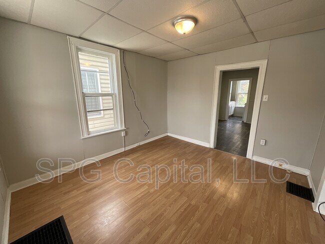 Foto del edificio - 207 N Forney Ave