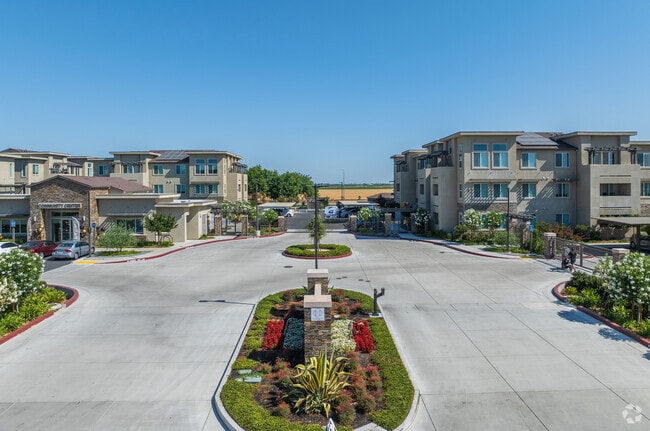 Building - Eight Mile House Apartments