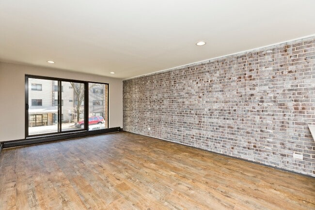 Foto del edificio - 516 W Wrightwood Ave