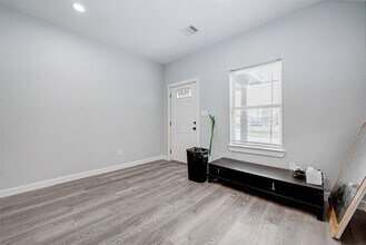 Building Photo - 6725 Avenue K
