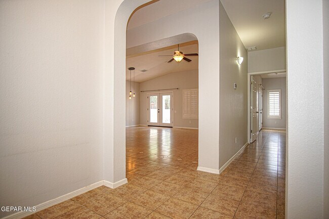 Foto del edificio - 5902 Redstone Mesa Ct