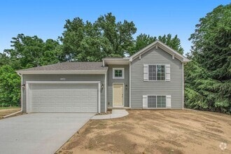 Building Photo - 577 Cygnet Lake Dr