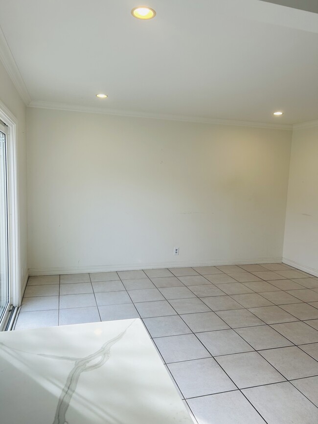 Área de comedor - 9808 Via Sonoma