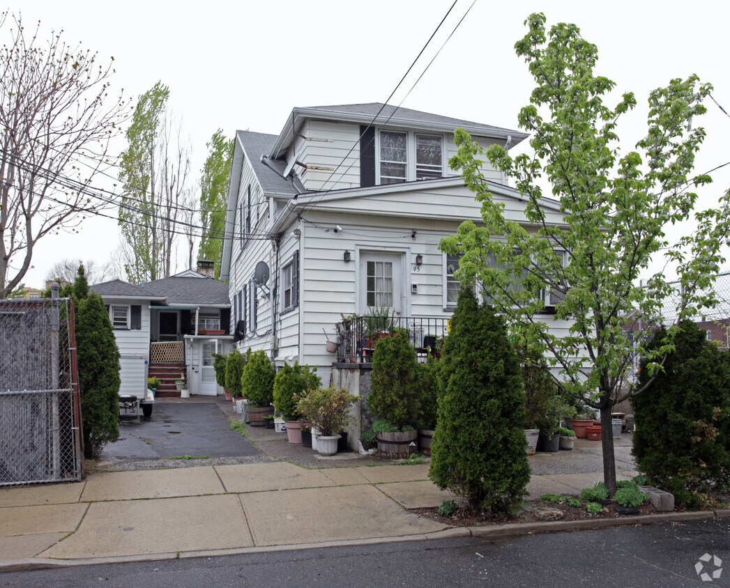 95 Sherman Pl, Garfield, NJ 07026 Apartments in Garfield, NJ
