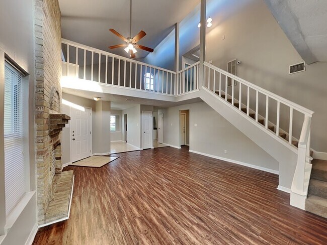 Foto del edificio - Fantastic 3/2 Home!!