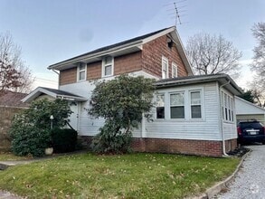 Building Photo - 315 Ferrell Ave