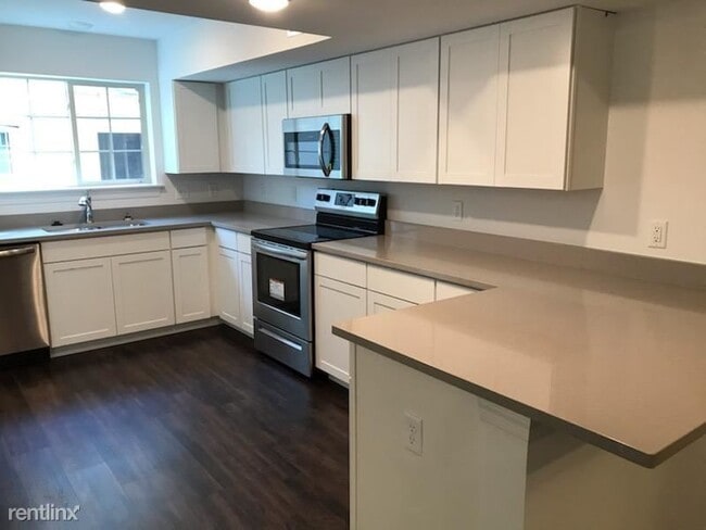 Building Photo - 314 Bordeaux Way