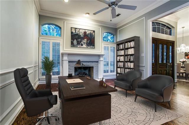 Building Photo - 4525 Charlemagne Dr