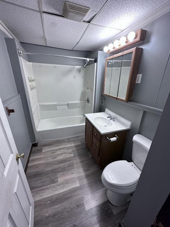 4 Negus St, ster, MA 01570 House Rental in ster, MA