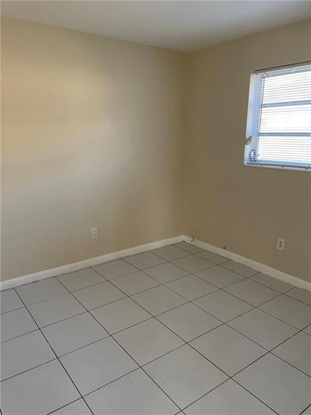 Foto del edificio - 4117 SW 24th St