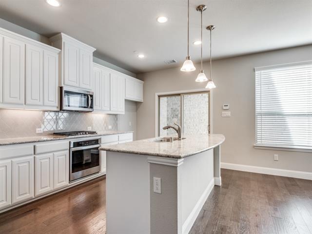 Building Photo - 409 Carnaby Ct