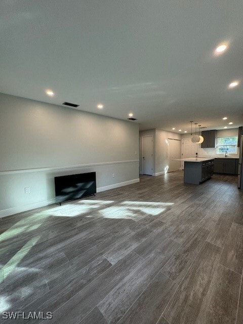 Building Photo - 4250 Rita Ln