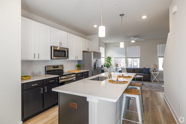 Building Photo - 1801 Guilford Ave