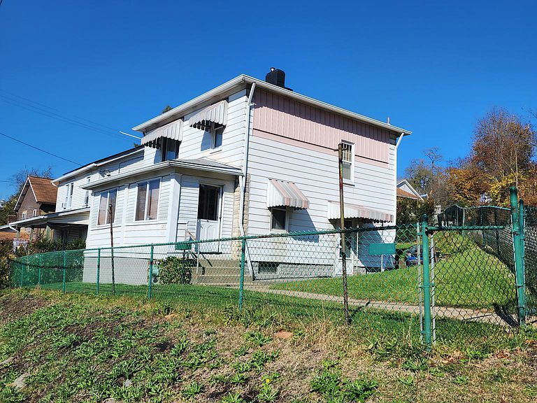 1257 Leaside Dr, Pittsburgh, PA 15207 House Rental in Pittsburgh, PA