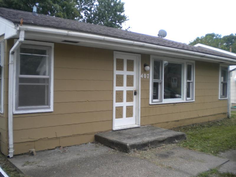 Primary Photo - 407 W 20th St