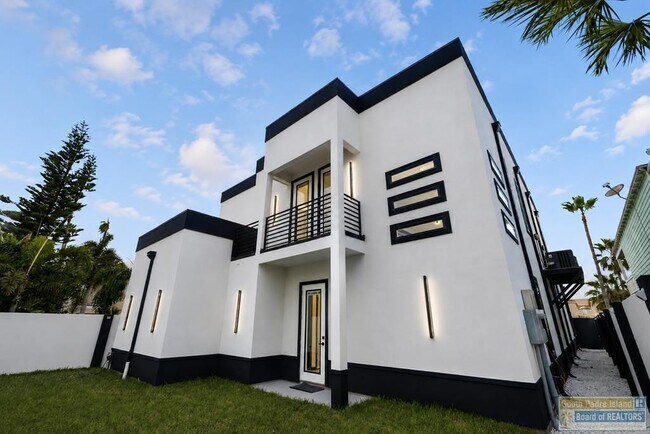 Foto del edificio - 203 W Lantana St
