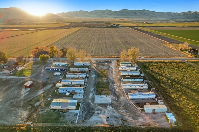 Building Photo - 18120 N 4400 W