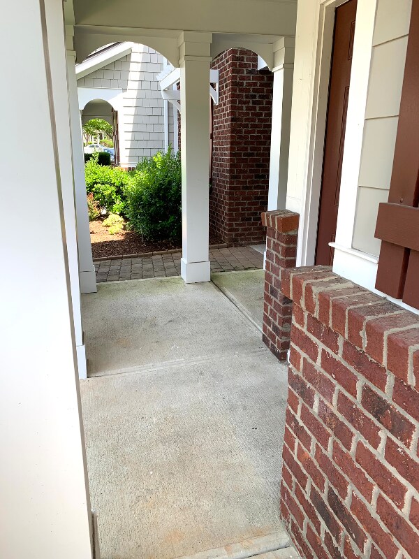 Building Photo - 137 Point Comfort Ln