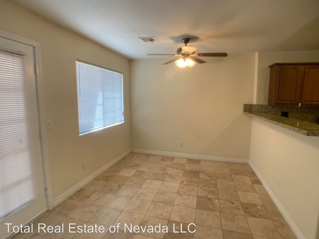 Building Photo - 2 br, 2.5 bath House - 2621 Adelante Ave #108