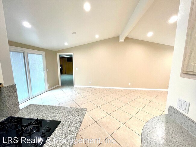 Building Photo - 2 br, 1.5 bath House - 17330 Firma Court